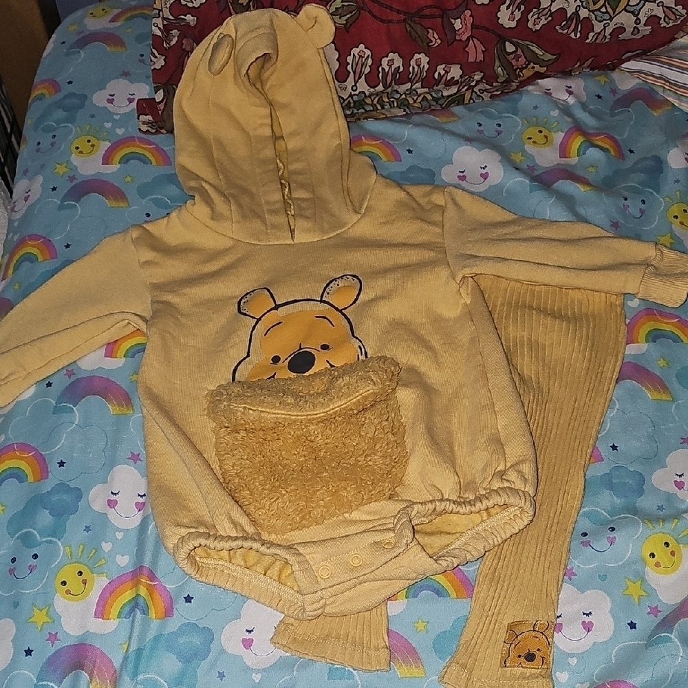 Nwot Winnie the Pooh Hoodie/ Pants Set